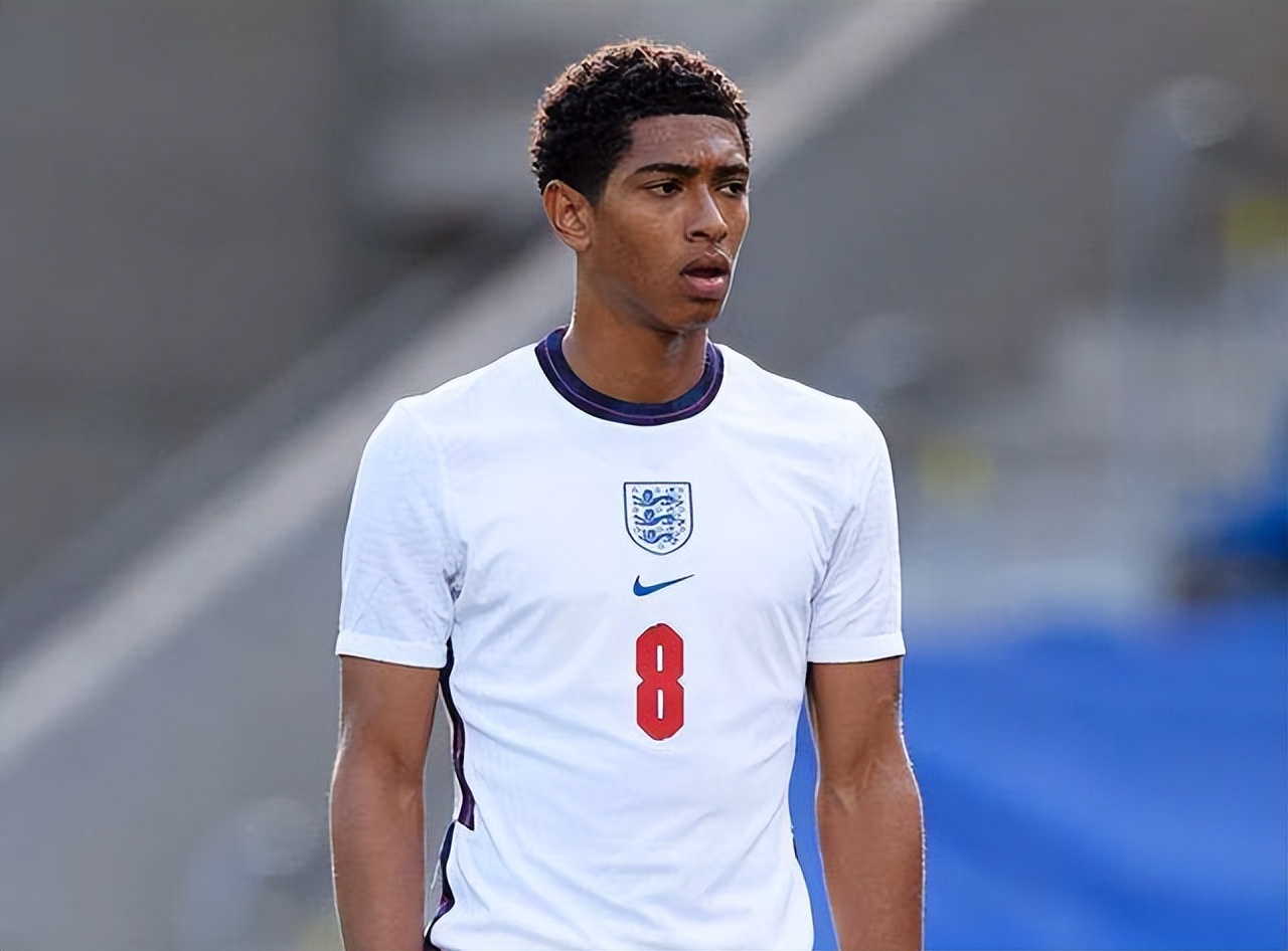 U17世界杯：葡萄牙2-0瑞士晋级四强，米德建功，若泽-内托破门（U17世界杯：葡萄牙2-0淘汰瑞士进四强，米德先拔头筹，若泽-内托再下一城）