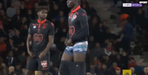 勒伯夫：帕尔默去皇马？这未必是好事；埃斯特旺会是顶尖球员（勒伯夫：帕尔默转投皇马未必明智，埃斯特旺有望跻身顶级球星）