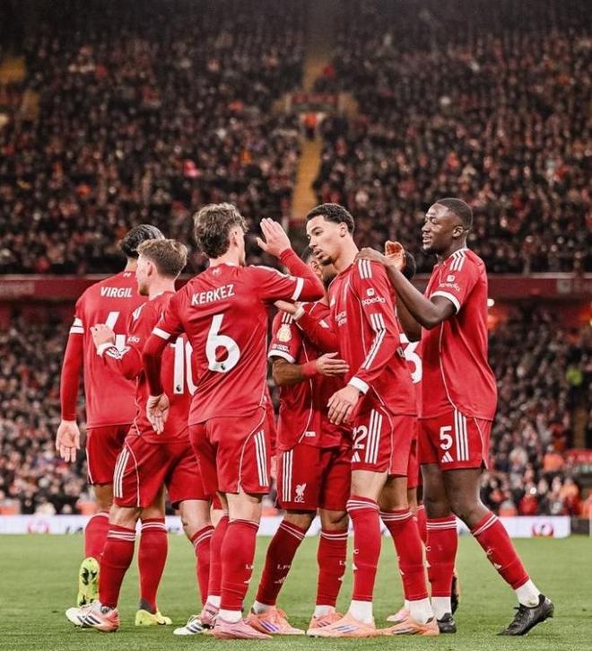 赛前发高烧，普利希奇比赛当天和球队会合并替补双响导演逆转（赛前高烧仍出战，普利希奇赛日与队会合替补梅开二度助逆转）