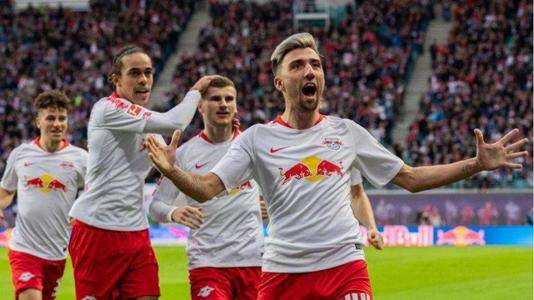 篮球湖人球员社媒晒训练照，状态积极（湖人球员社媒晒出训练照，状态积极向上）