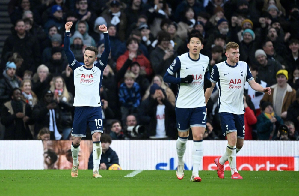 U18国足11月集训名单：魏祥鑫入选，海外球员谢初筠在列（U18国足11月集训大名单出炉：魏祥鑫入围，海外球员谢初筠上榜）