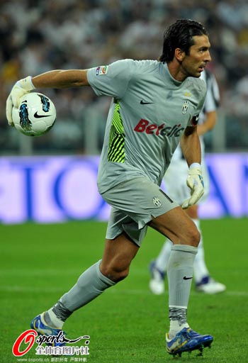 莫雷托：热苏斯不在AC米兰球队的计划之内（莫雷托：AC米兰无计划签下热苏斯）