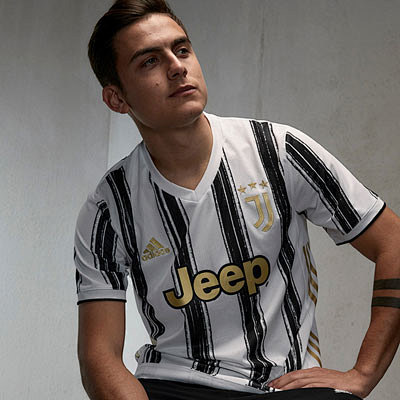 黄希扬：希望在向余望这一代人身上实现世界杯梦想（黄希扬：期盼向余望这一代人圆梦世界杯）